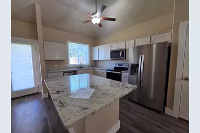 227 Dudley Way, Fredericksburg, TX 78624 - Photo 10