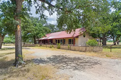 497 Luckenbach Rd, Fredericksburg, TX 78624 - Photo 4