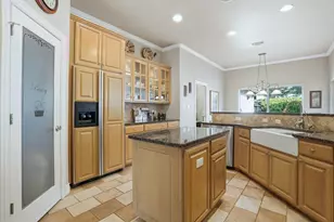 2140 Hedgestone, Fredericksburg, TX 78624 - Photo 8