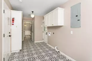 803 N Bowie, Fredericksburg, TX 78624 - Photo 22