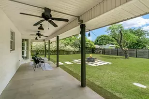 803 N Bowie, Fredericksburg, TX 78624 - Photo 26