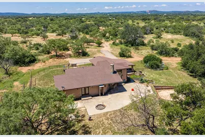 1128 County Rd 312, Llano, TX 78643 - Photo 20