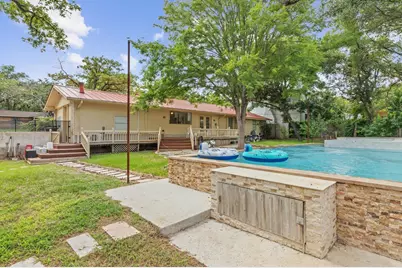 308 Tanglewood Dr, Fredericksburg, TX 78624 - Photo 6
