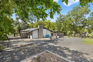 500 Cross Mountain Dr, Fredericksburg, TX 78624 - Photo 24
