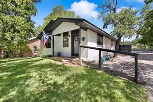 500 Cross Mountain Dr, Fredericksburg, TX 78624 - Photo 2