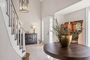 418 N Coronado Dr, Kerrville, TX 78028 - Photo 4