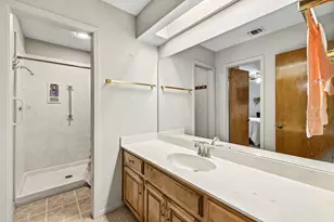 1445 N Gloucester Point, Kerrville, TX 78028 - Photo 10