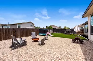 912 Smokey Oak Dr, Fredericksburg, TX 78624 - Photo 34