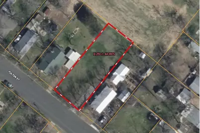 408 Fulton St, Fredericksburg, TX 78624 - Photo 8