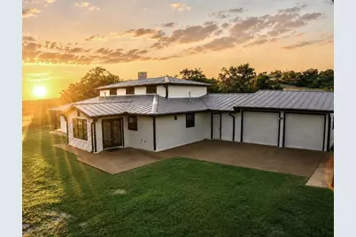 622 Paradise Ranch Rd, Fredericksburg, TX 78624 - Photo 2