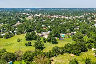 311 S Crockett St, Fredericksburg, TX 78624 - Photo 64