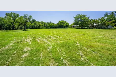311 S Crockett St, Fredericksburg, TX 78624 - Photo 70
