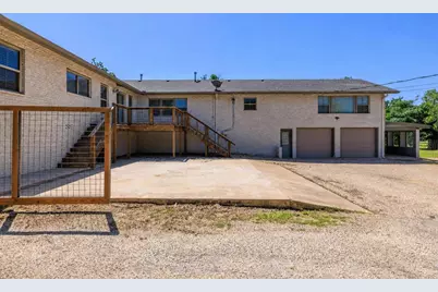 1009 W Main St, Kerrville, TX 78028 - Photo 48