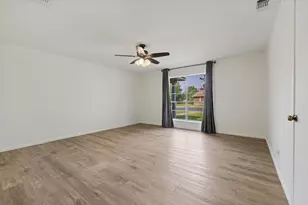 114 N Crestwood Dr, Fredericksburg, TX 78624 - Photo 12