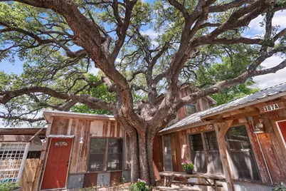 307 S Creek St, Fredericksburg, TX 78624 - Photo 42