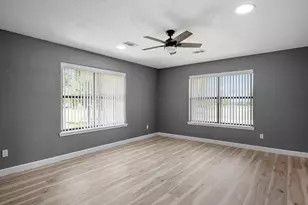 5078 Friedrich Rd, Fredericksburg, TX 78624 - Photo 12