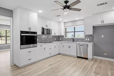 5078 Friedrich Rd, Fredericksburg, TX 78624 - Photo 8