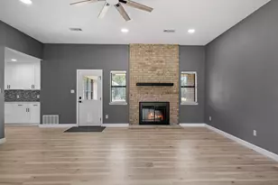 5078 Friedrich Rd, Fredericksburg, TX 78624 - Photo 6
