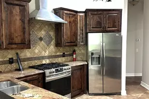 114 W Creekview Dr, Fredericksburg, TX 78624 - Photo 6
