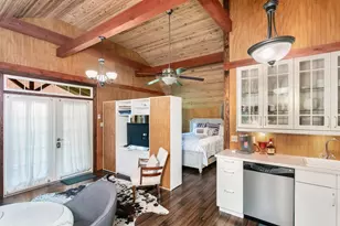404 N Pecan St, Fredericksburg, TX 78624 - Photo 24