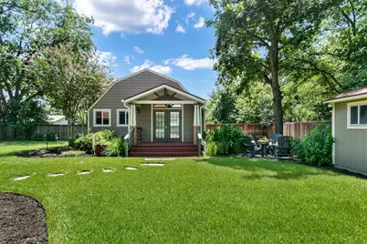 404 N Pecan St, Fredericksburg, TX 78624 - Photo 20