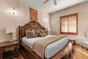 208 W Schubert St, Fredericksburg, TX 78624 - Photo 22