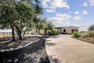 20 N Spies Ridge Dr, Fredericksburg, TX 78624 - Photo 46