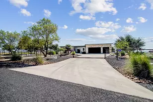 20 N Spies Ridge Dr, Fredericksburg, TX 78624 - Photo 44