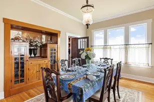 215 E Travis St, Fredericksburg, TX 78624 - Photo 4