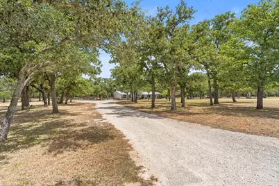 111 Wilderness Dr, Fredericksburg, TX 78624 - Photo 6