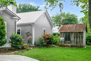 414 E Schubert St, Fredericksburg, TX 78624 - Photo 36