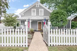 414 E Schubert St, Fredericksburg, TX 78624 - Photo 38