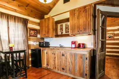 414 E Schubert St, Fredericksburg, TX 78624 - Photo 52
