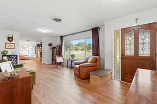 136 Royal Oaks Loop, Kerrville, TX 78028 - Photo 4