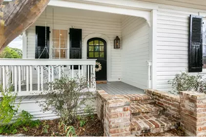 420 S Milam St, Fredericksburg, TX 78624 - Photo 2