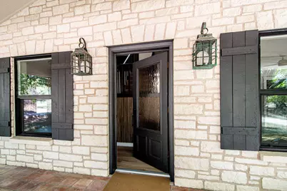 146 Hillside Dr, Fredericksburg, TX 78624 - Photo 4