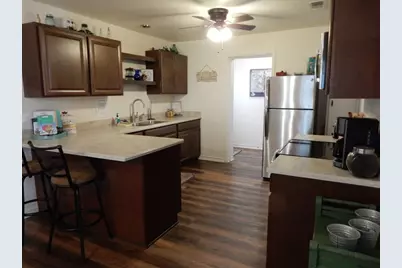 1006 E Highway St, Fredericksburg, TX 78624 - Photo 10