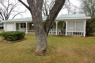 1006 E Hwy St, Fredericksburg, TX 78624 - Photo 2