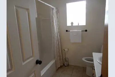1006 E Highway St, Fredericksburg, TX 78624 - Photo 20