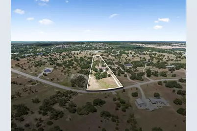 1783 E Axis Circle, Fredericksburg, TX 78624 - Photo 2