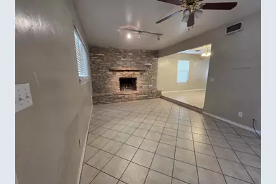333 W Nimitz St, Fredericksburg, TX 78624 - Photo 6