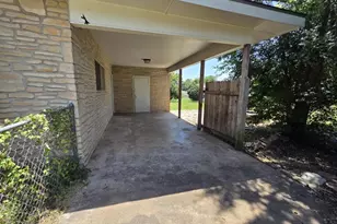 333 W Nimitz St, Fredericksburg, TX 78624 - Photo 16