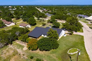 103 Crockett Dr, Kerrville, TX 78028 - Photo 36