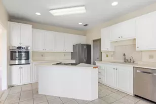 103 Crockett Dr, Kerrville, TX 78028 - Photo 12