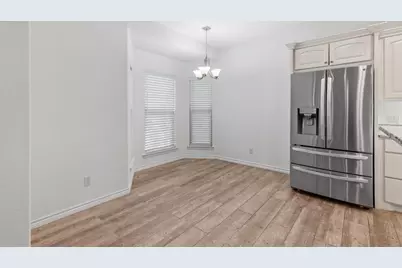 143 Stonewood, Fredericksburg, TX 78624 - Photo 10