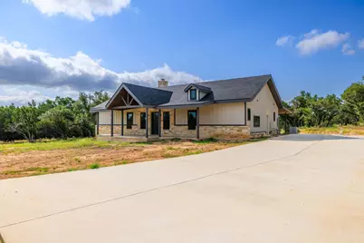 2662 Old Willow Rd, Fredericksburg, TX 78624 - Photo 6