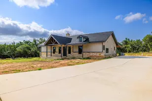 2662 Old Willow Rd, Fredericksburg, TX 78624 - Photo 6