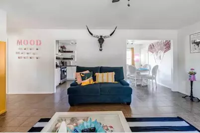 804 N Milam St, Fredericksburg, TX 78624 - Photo 14