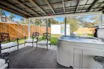 804 N Milam St, Fredericksburg, TX 78624 - Photo 10