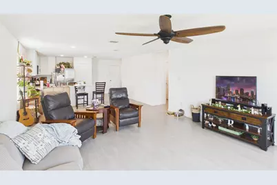127 Aidan Trl, Fredericksburg, TX 78624 - Photo 6
